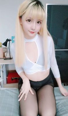 领动和伊兰特是一款车吗