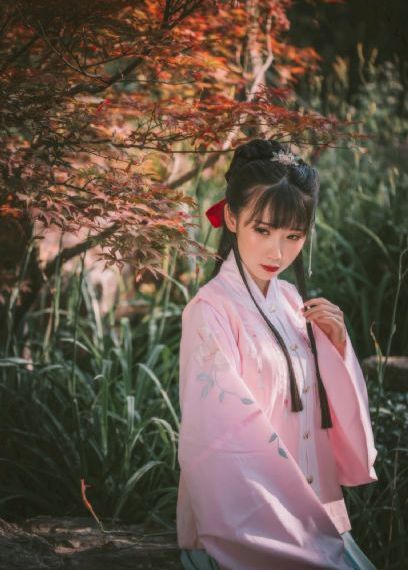 灿烂的她